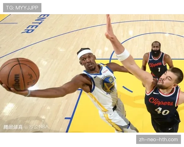 防守三秒违例究竟怎么判?看懂NBA规则的关键一步 防守三秒违例究竟怎么判?看懂NBA规则的关键一步